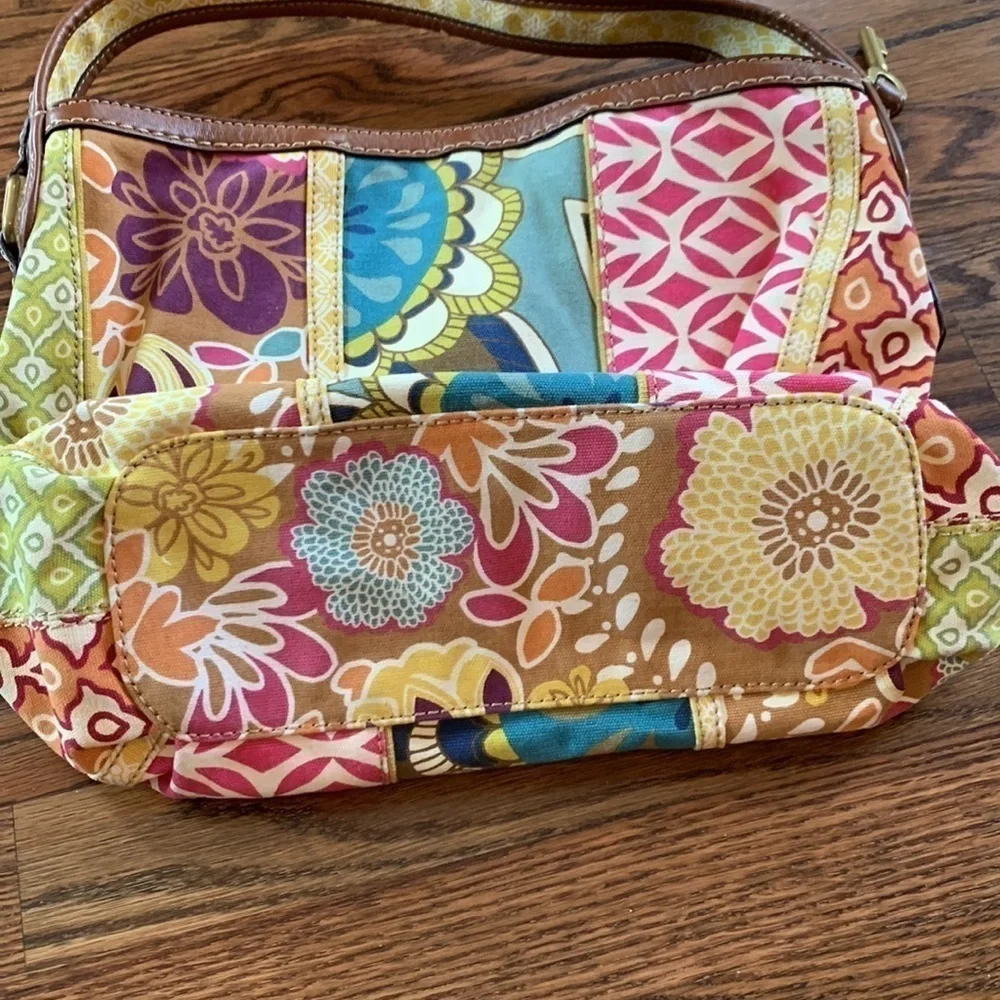 FOSSIL canvas and leather floral purse